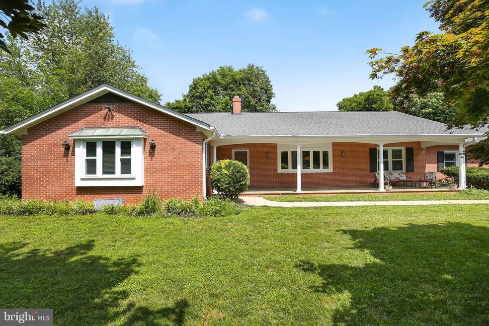 8001 Runnymeade Dr, Frederick, MD 21702 - photo 1