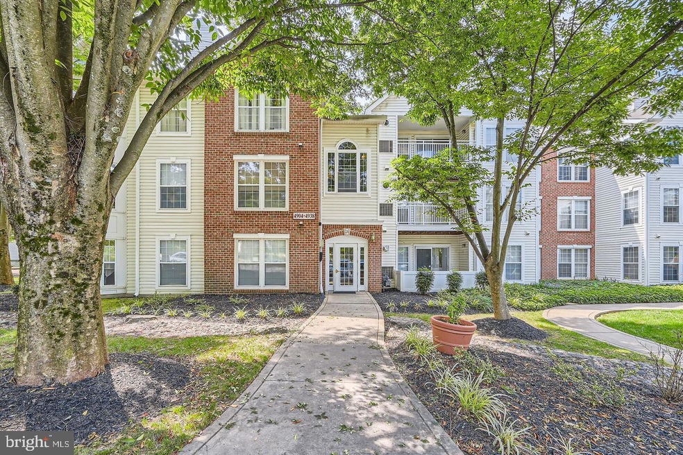 4922 Stone Shop Cir, Owings Mills, MD 21117 - photo 1