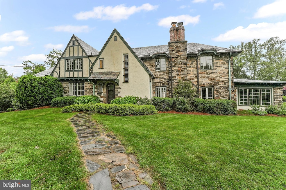 Sold $1,210,000 • Co-Listing Agent