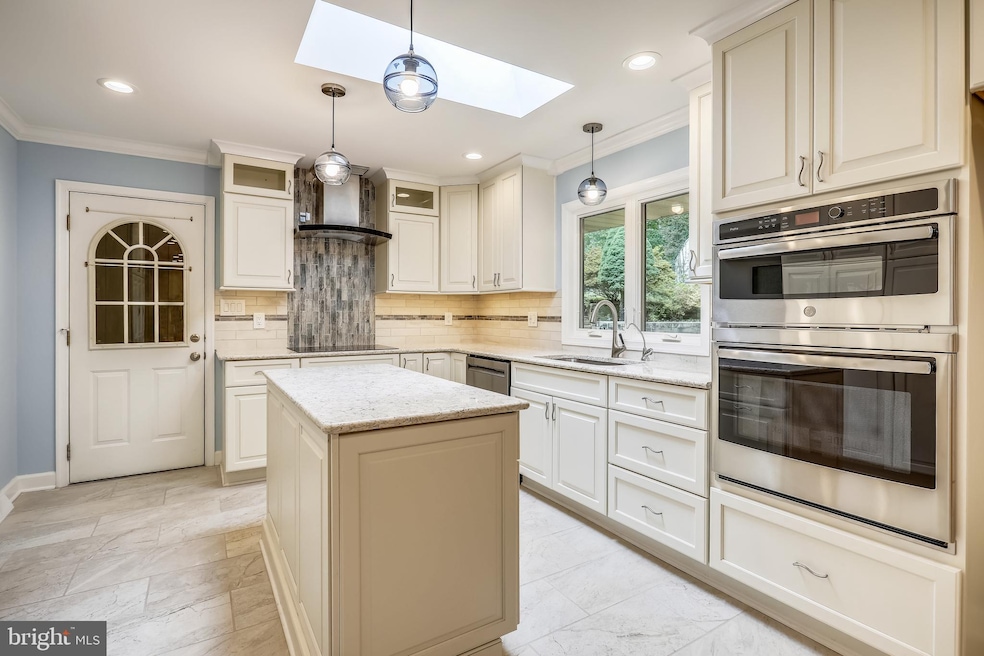 1056 Marywood Dr, Davidsonville, MD 21035 - photo 1