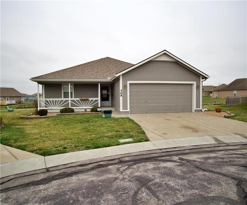 708 Twilight Ct, Raymore, MO 64083 - photo 1
