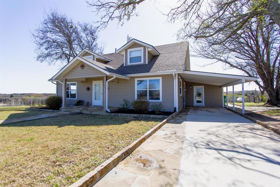 700 Greenwood Rd, Decatur, TX 76234 - photo 1