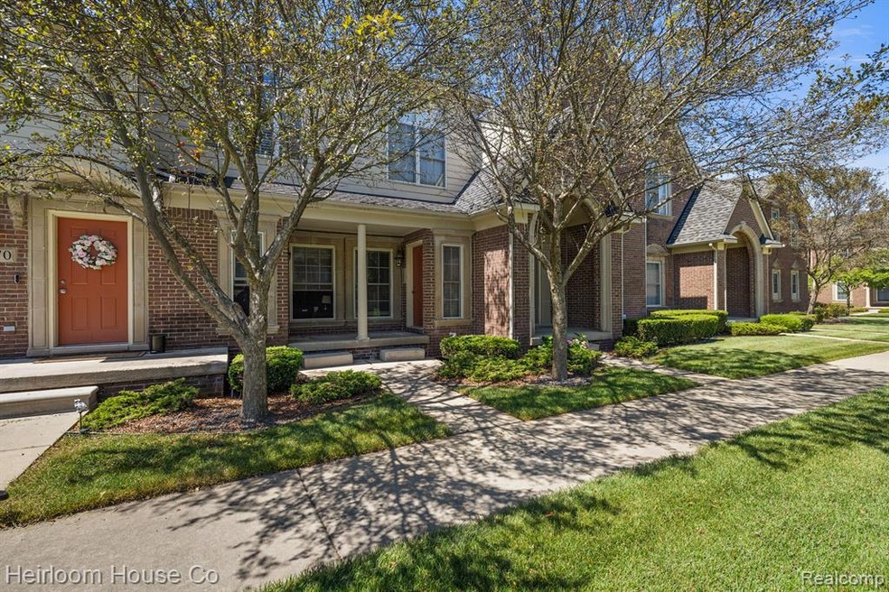 1588 W Lakeview Ln unit 85, Canton, MI 48187 - photo 1