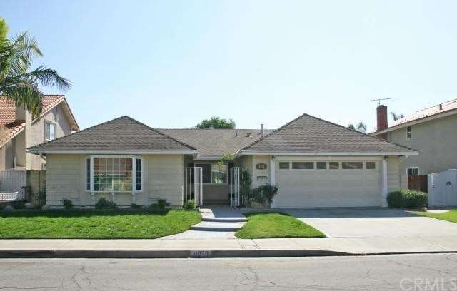 Over 1900 SF Single Story Home!
