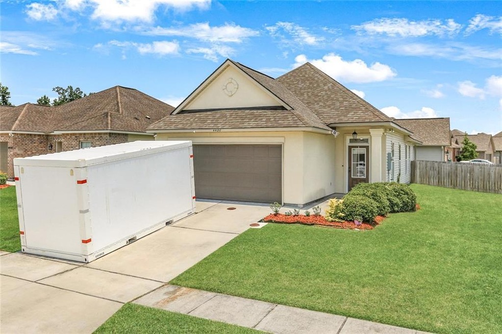 4430 Bay View Dr, Marrero, LA 70072 - photo 1