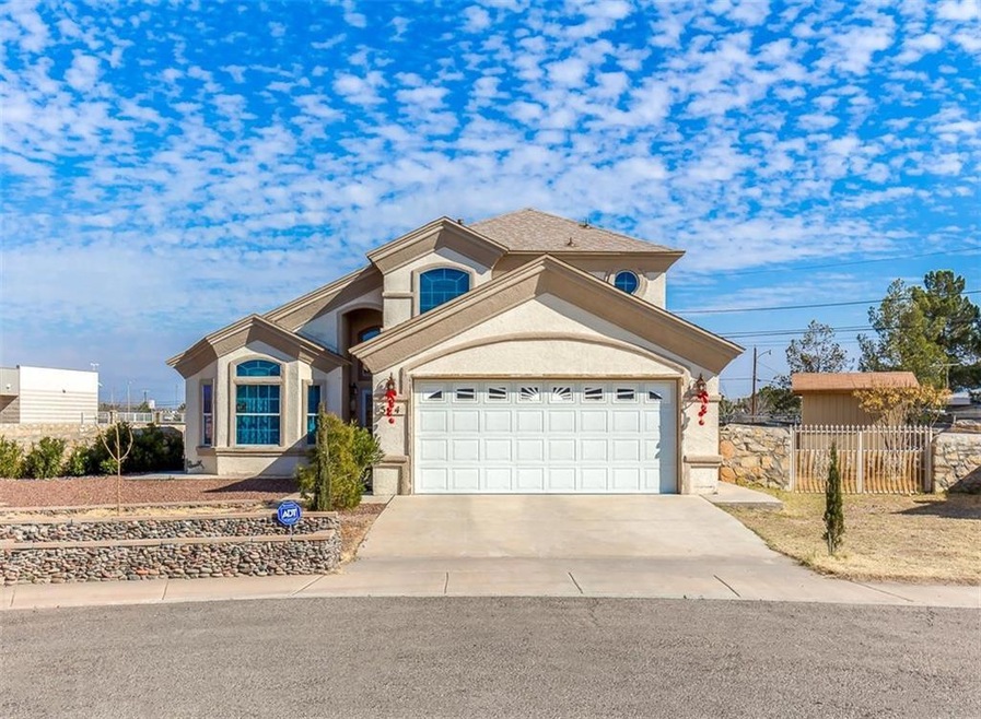 554 River Valley St, El Paso, TX 79915 - photo 1