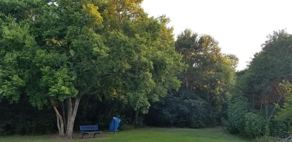 0 Broadway unit 19157082, La Porte, TX 77571 - photo 1