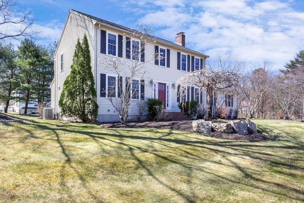 11 Pearly Ln, Franklin, MA 02038 - photo 1