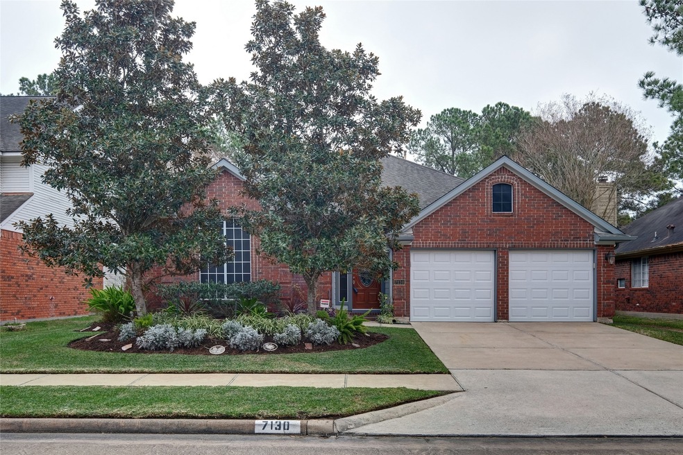 7130 Pebble Falls Dr, Houston, TX 77095 - photo 1