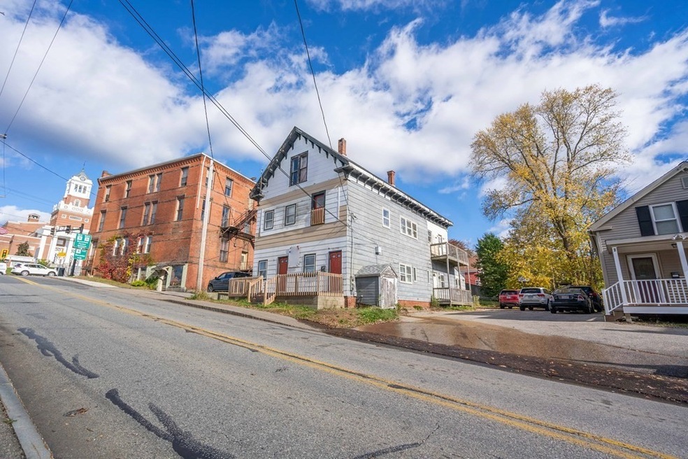 5 Maple St, Spencer, MA 01562 - photo 1