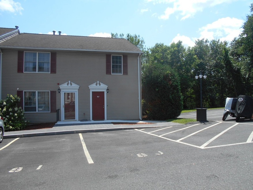 8 Oliver St unit J, Haverhill, MA 01832 - photo 1