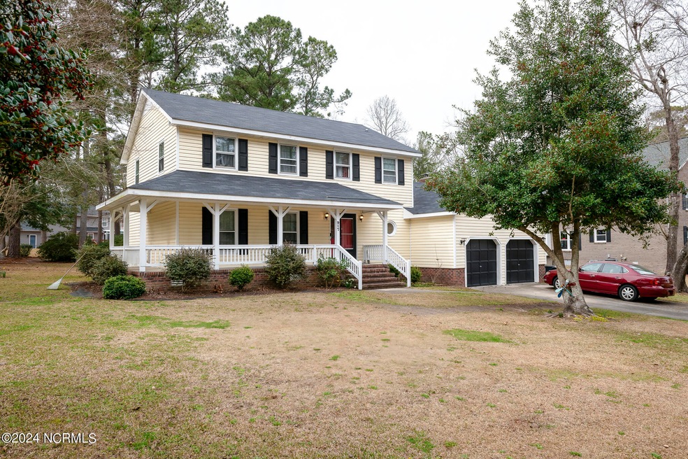 917 Welsh Ln, Jacksonville, NC 28546 - photo 1