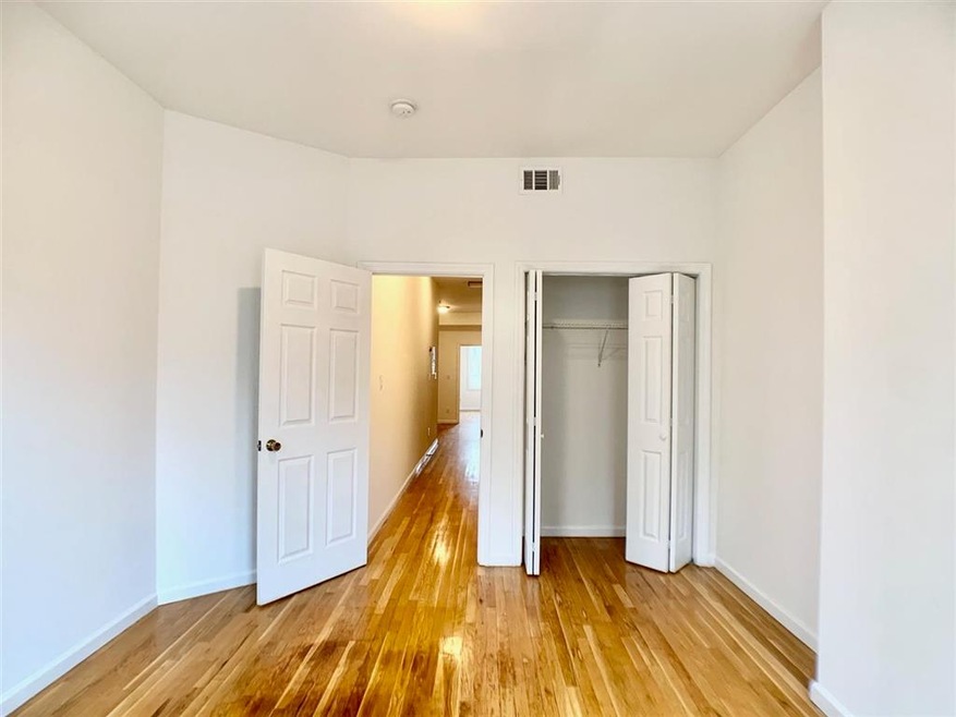 510 Pavonia Ave unit 2R, Jersey City, NJ 07306 - photo 1