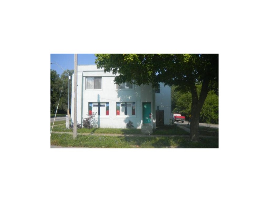 7044 Agnes Ave, Kansas City, MO 64132 - photo 1