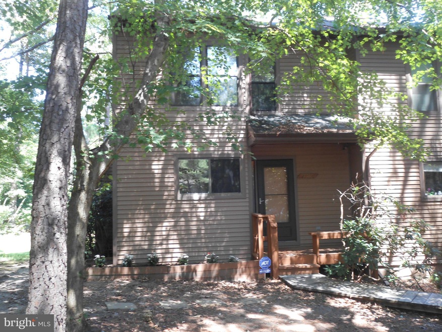 23330 Red Oak Ct, California, MD 20619 - photo 1