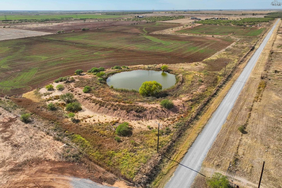 1775 van Loh Rd, Iowa Park, TX 76367 - photo 1