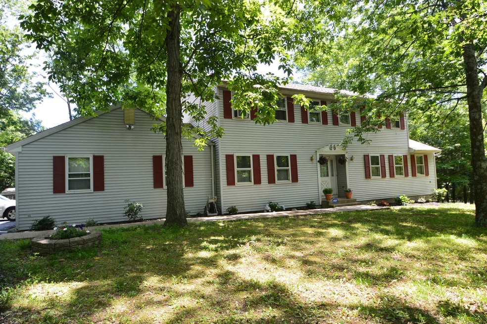 3224 Cranberry Heights Dr, Stroudsburg, PA 18360 - photo 1