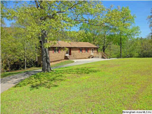 Beautiful home fresh on the market in SMOKERISE wi