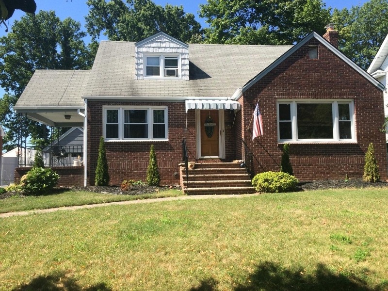 911 Summit St, Linden, NJ 07036 - photo 1