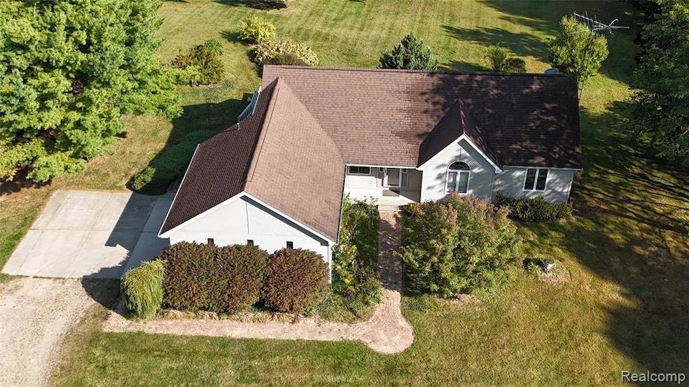 2843 N Branch Rd, North Branch, MI 48461 - photo 1