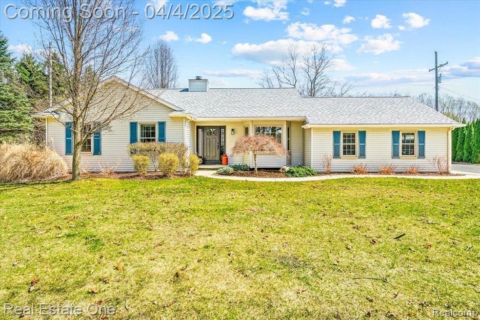 2885 County Farm Rd, Howell, MI 48843 - photo 1