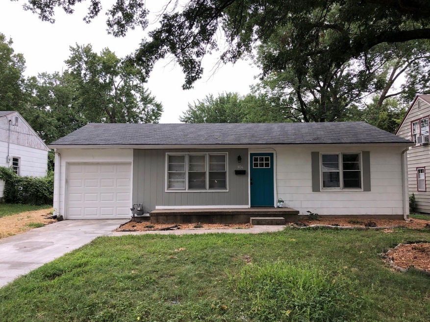 904 W. Worley St.