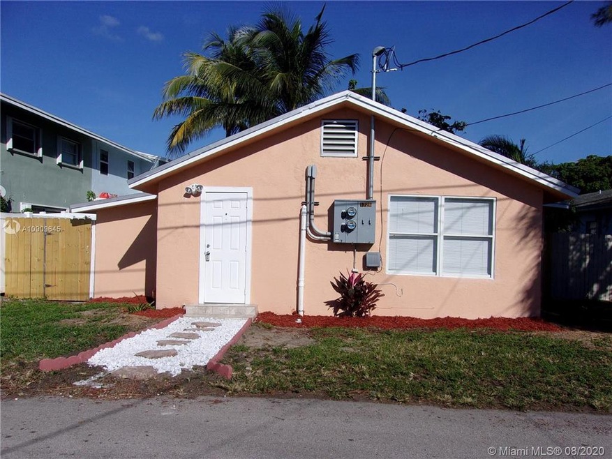 This is the cottage.  Park in the space to the right.