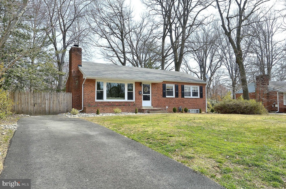 2225 Primrose Dr, Falls Church, VA 22046 - photo 1