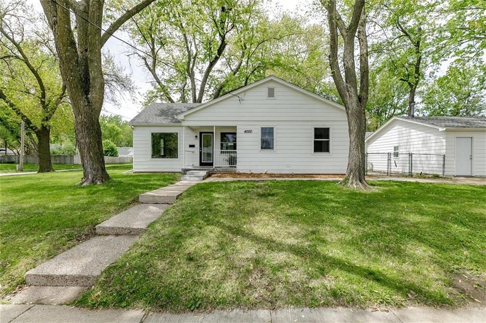 4000 40th St, Des Moines, IA 50310 - photo 1