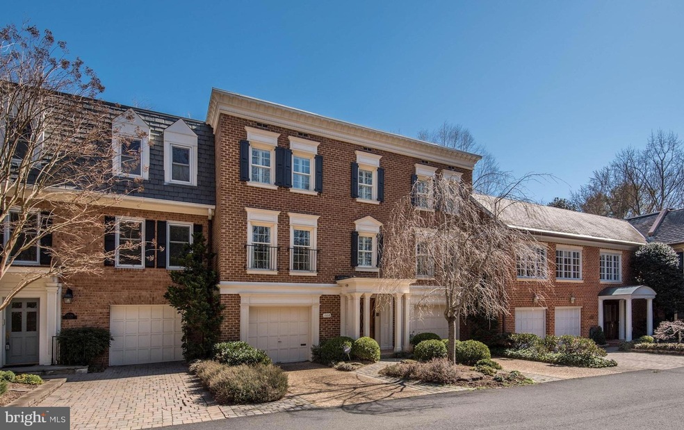 1328 Skipwith Rd, McLean, VA 22101 - photo 1