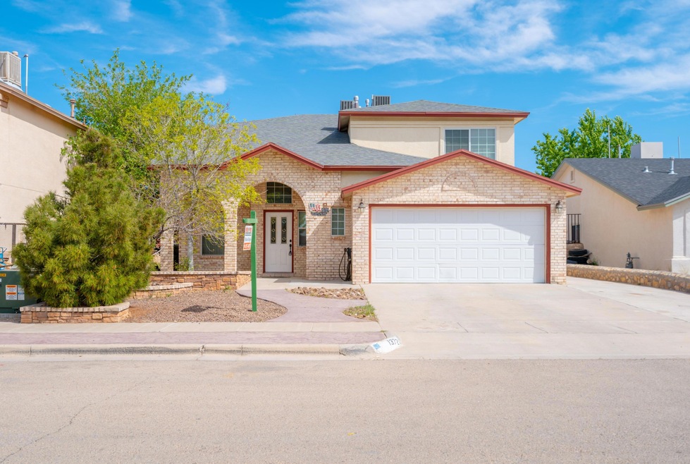 13721 Paseo de Fe Cir, El Paso, TX 79928 - photo 1