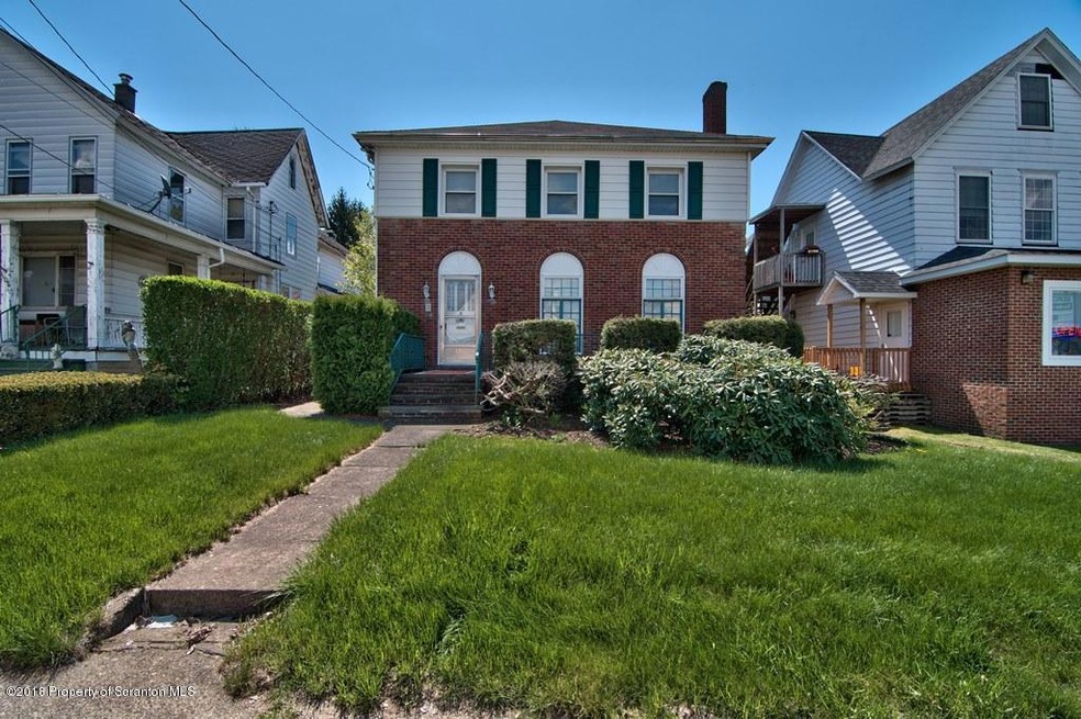 504 N Main St, Old Forge, PA 18518 - photo 1