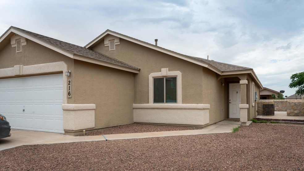 216 Flor Azucena Dr, Socorro, TX 79927 - photo 1