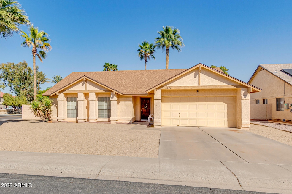 637 N Entrada St, Chandler, AZ 85226 - photo 1