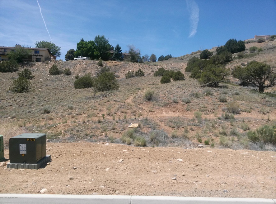 4111 Rayos Del Sol Dr, Farmington, NM 87401 - photo 1