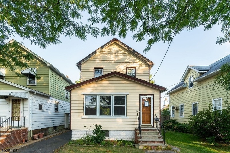 24 E Curtis St, Linden, NJ 07036 - photo 1