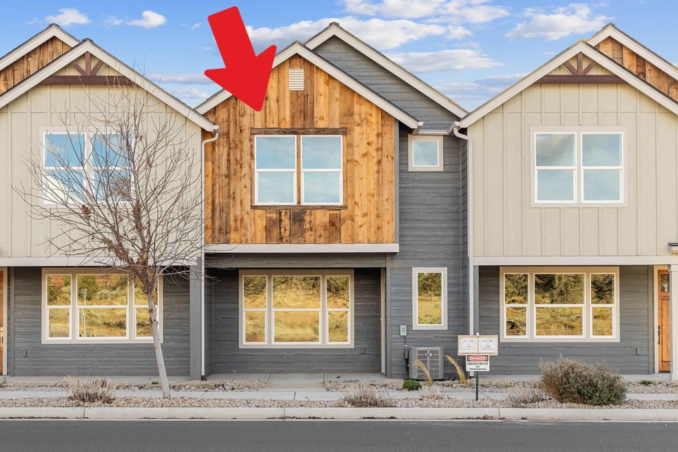 3956 SW Badger Ave unit 135, Redmond, OR 97756 - photo 1