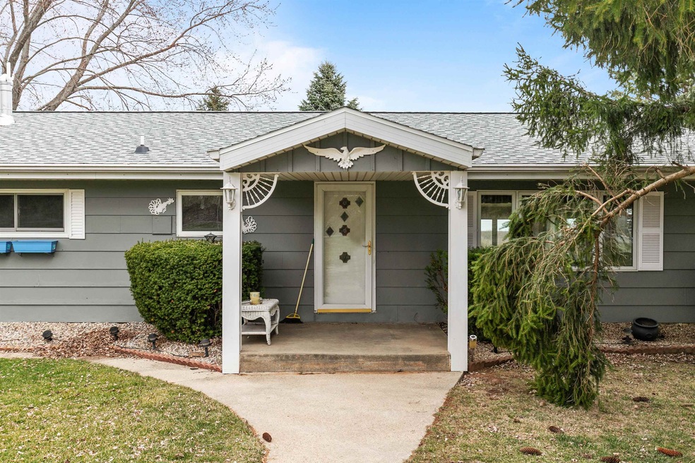 W7252 Kirschner Rd, Shiocton, WI 54170 MLS 50289476