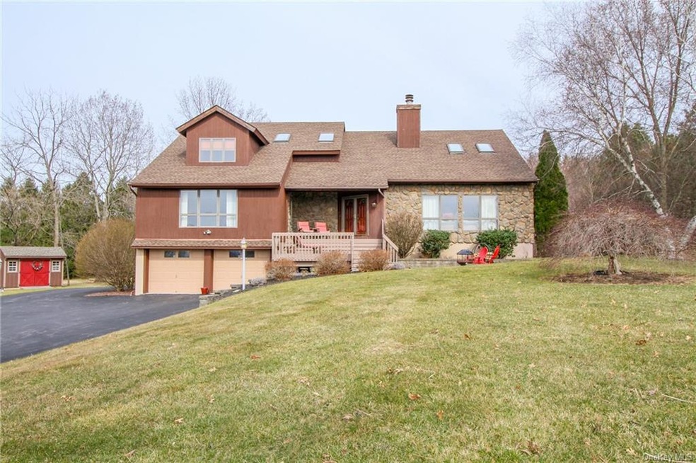 2 Kari Blvd, Poughkeepsie, NY 12601 - photo 1