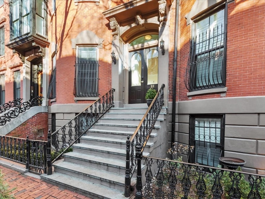 21 Worcester St unit 3, Boston, MA 02118 - photo 1