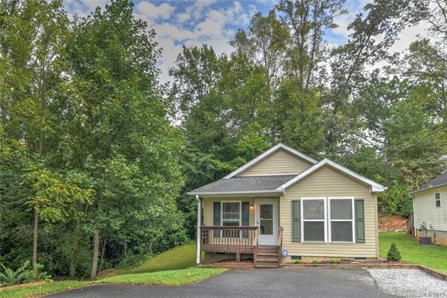 Move in ready West Asheville!