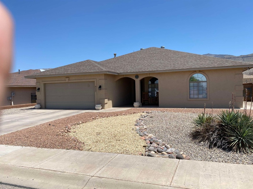 917 Playa Azul St, Alamogordo, NM 88310 - photo 1