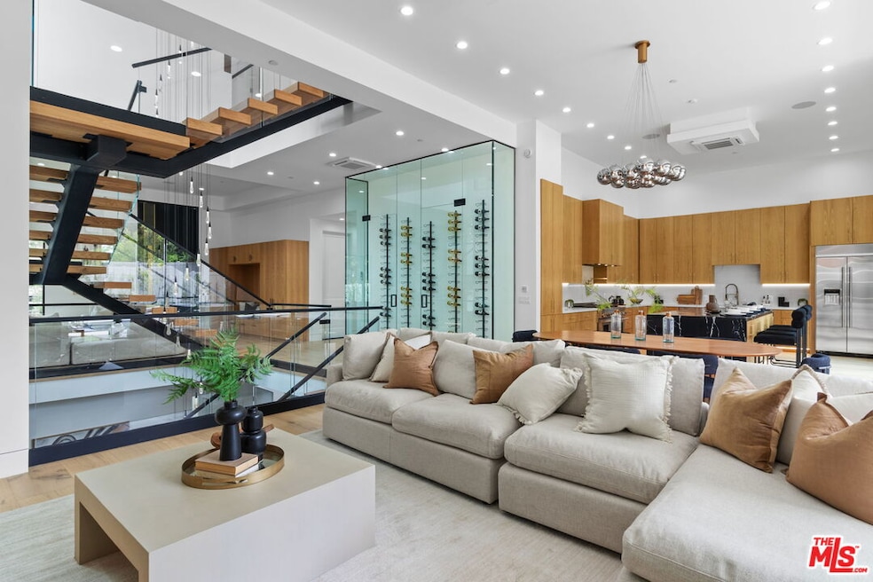 For Rent $25,000/month