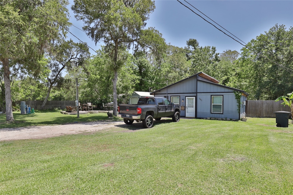 3261 County Road 945, Brazoria, TX 77422 - photo 1