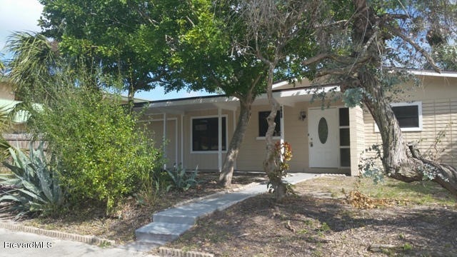 807 S Brevard Ave, Cocoa Beach, FL 32931 - photo 1