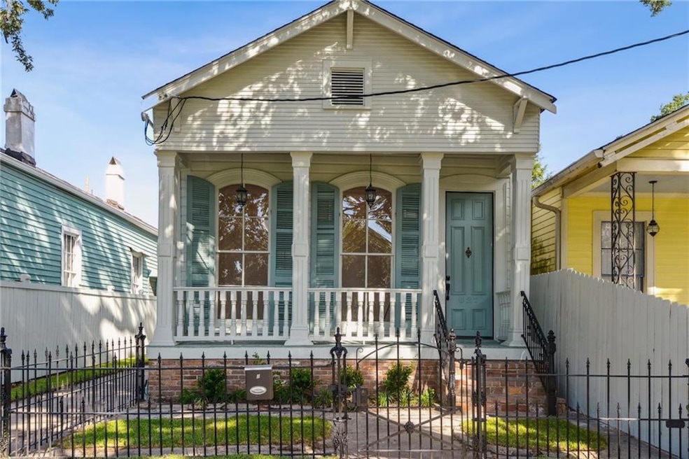 627 Napoleon Ave, New Orleans, LA 70115 | MLS# 2424696