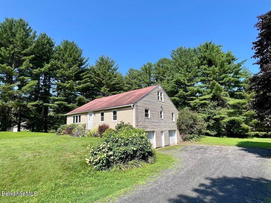 306 Division St, Great Barrington, MA 01230 - photo 1