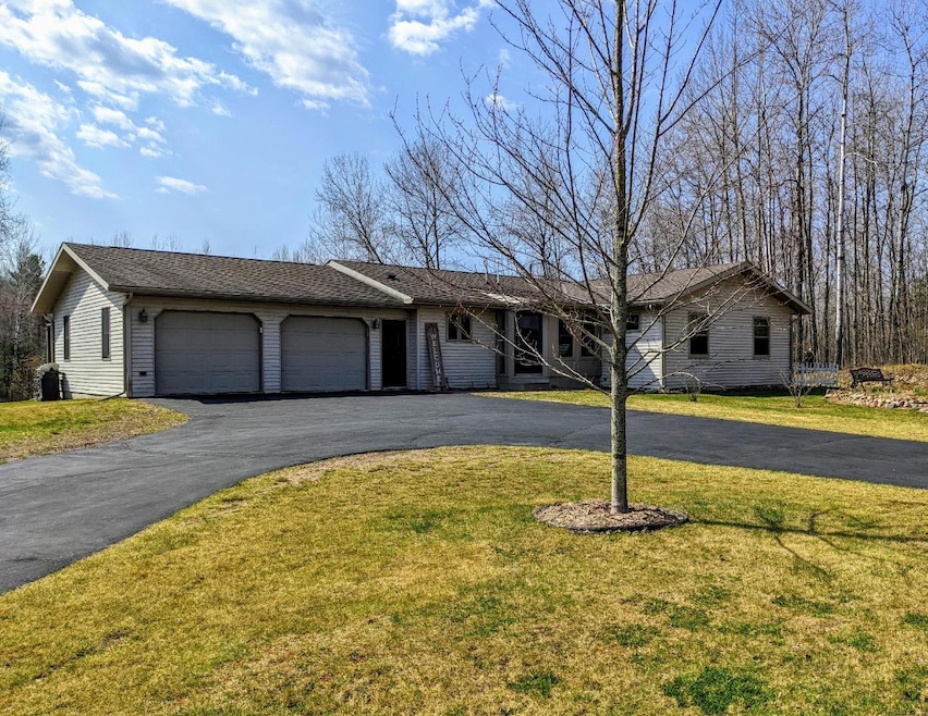 For Sale $334,900 • Co-Listing Agent