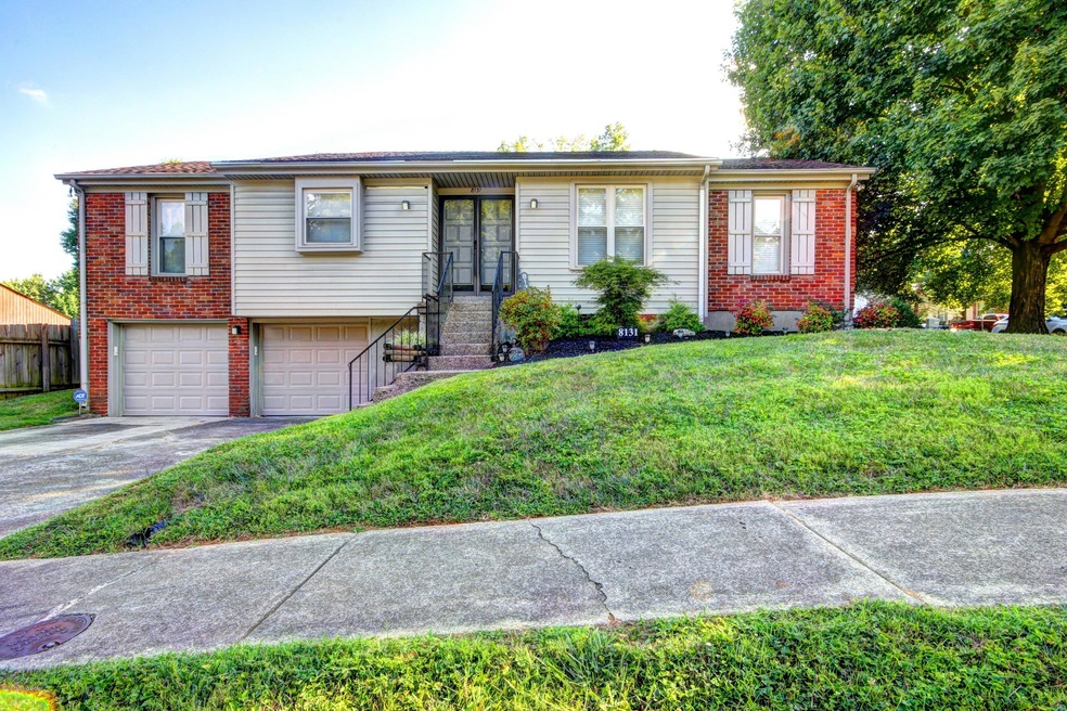 8131 Rochelle Rd, Louisville, KY 40228 - photo 1