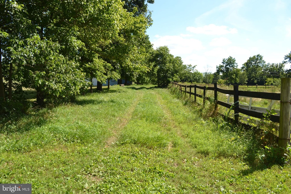 0 Golf Course Rd unit WVBE178650, Martinsburg, WV 25405 - photo 1